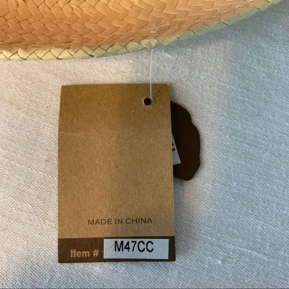 C.C. Exclusive Fedora hat with bow and gold logo - Picture 5 of 9